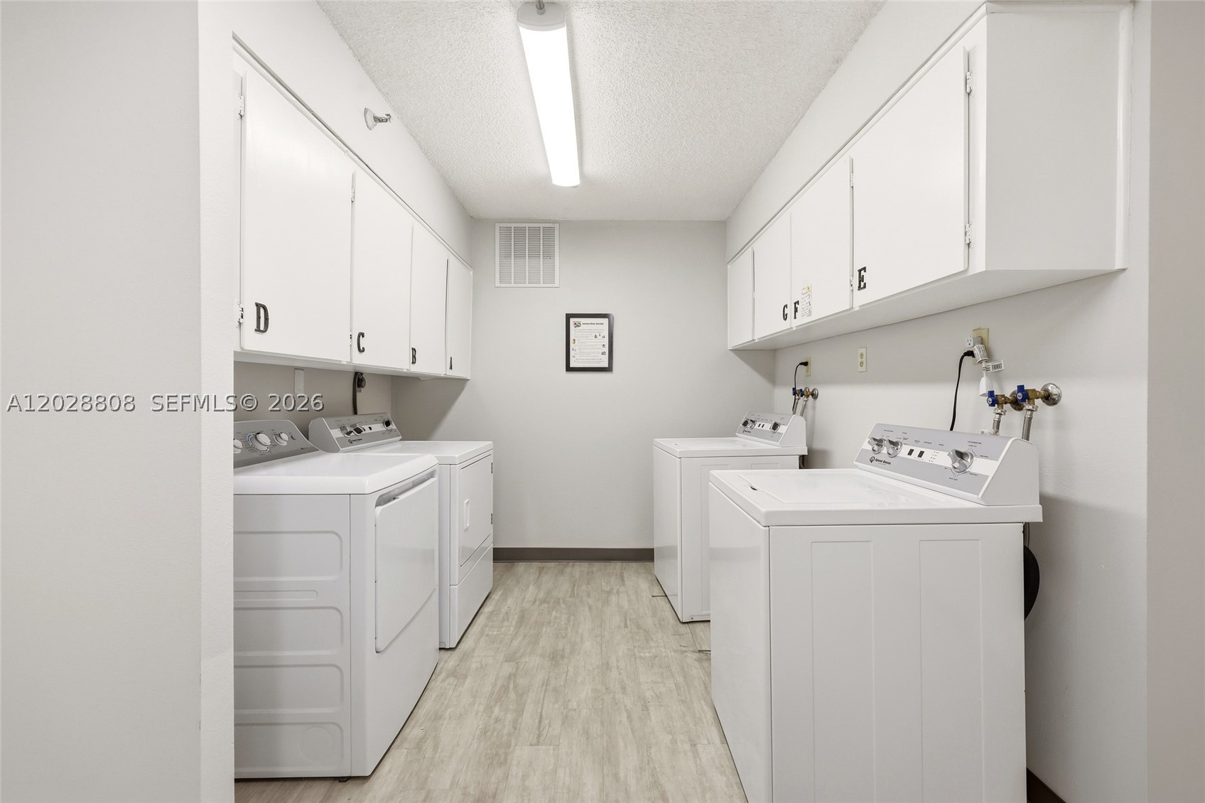 5380 N Ocean Dr #18B Singer Island, FL 33404