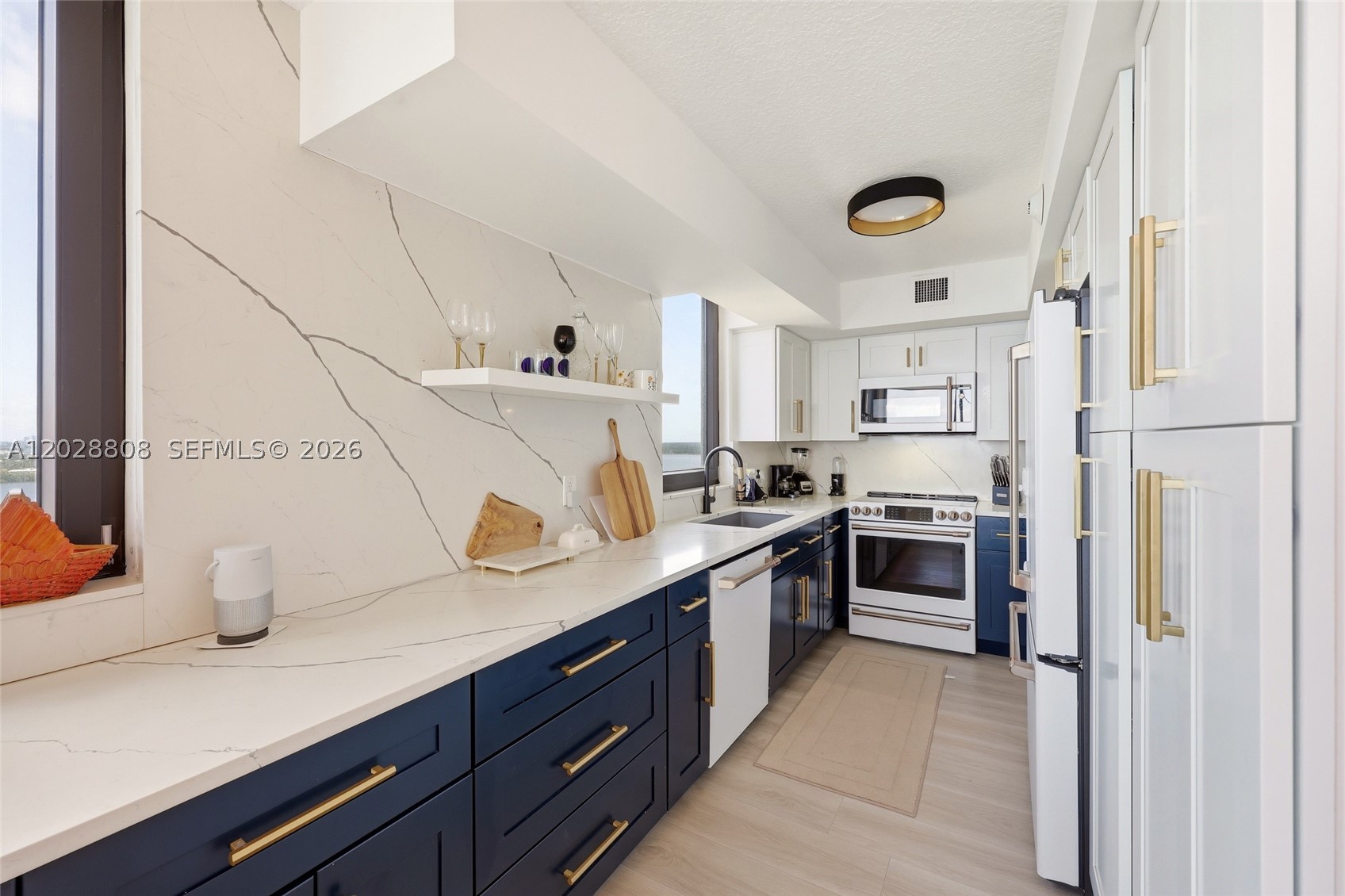 5380 N Ocean Dr #18B Singer Island, FL 33404
