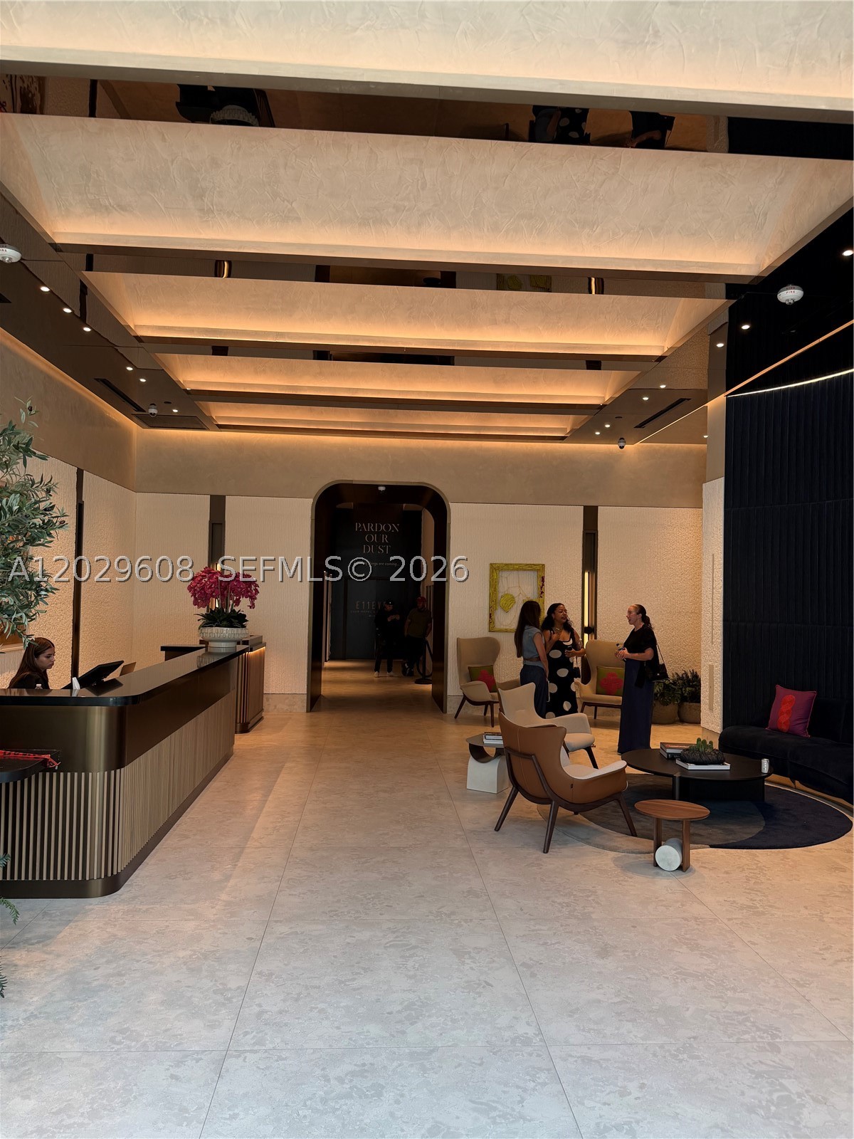 image E11EVEN Hotel & Residences16
