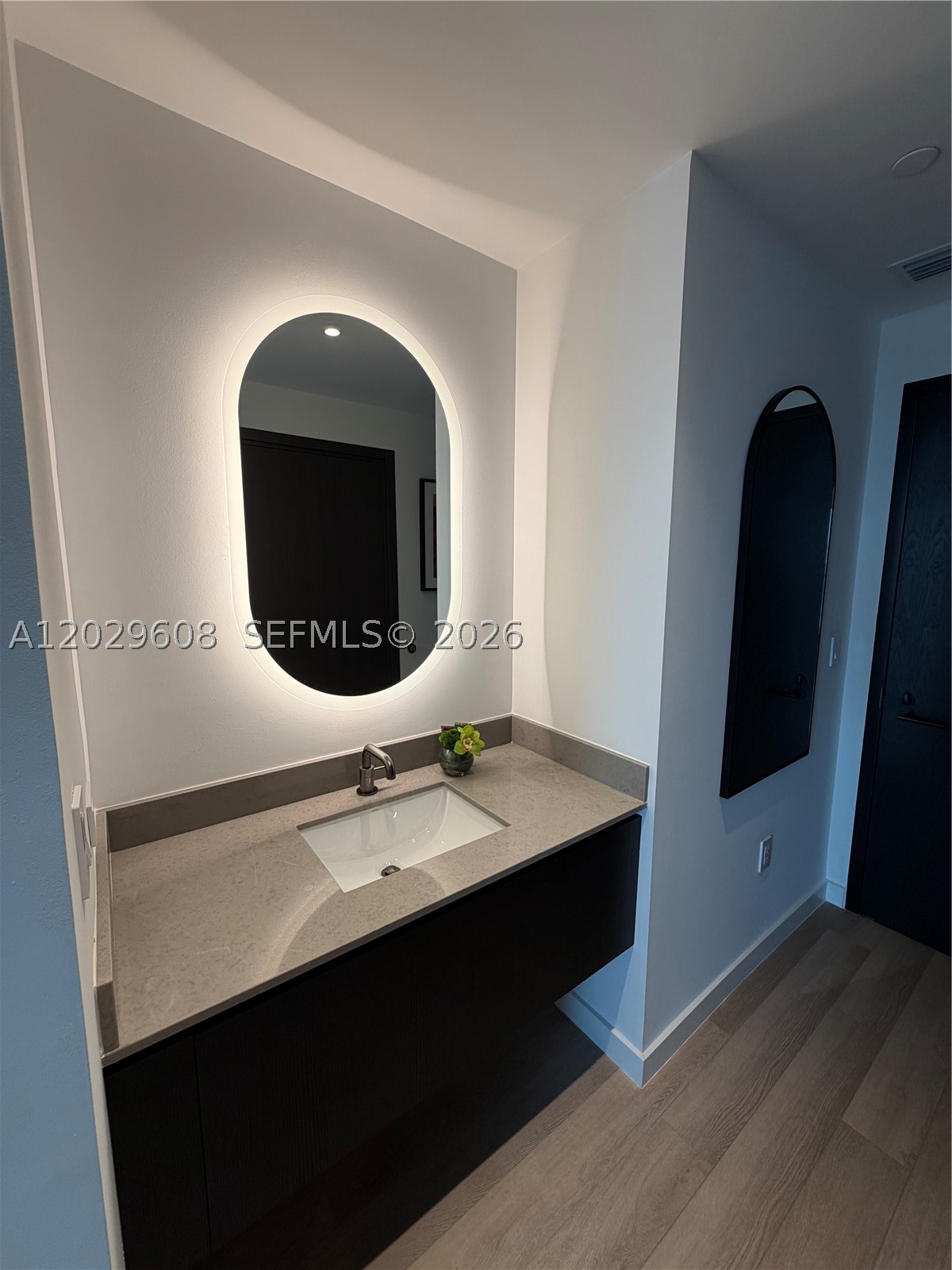 image E11EVEN Hotel & Residences8