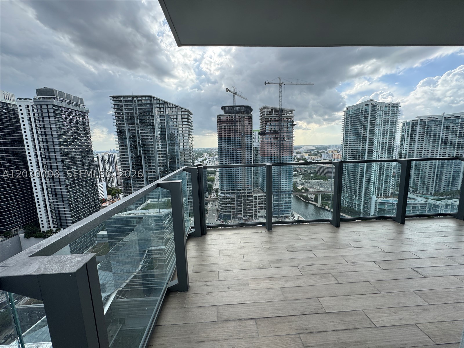 image Reach Brickell City Centre5