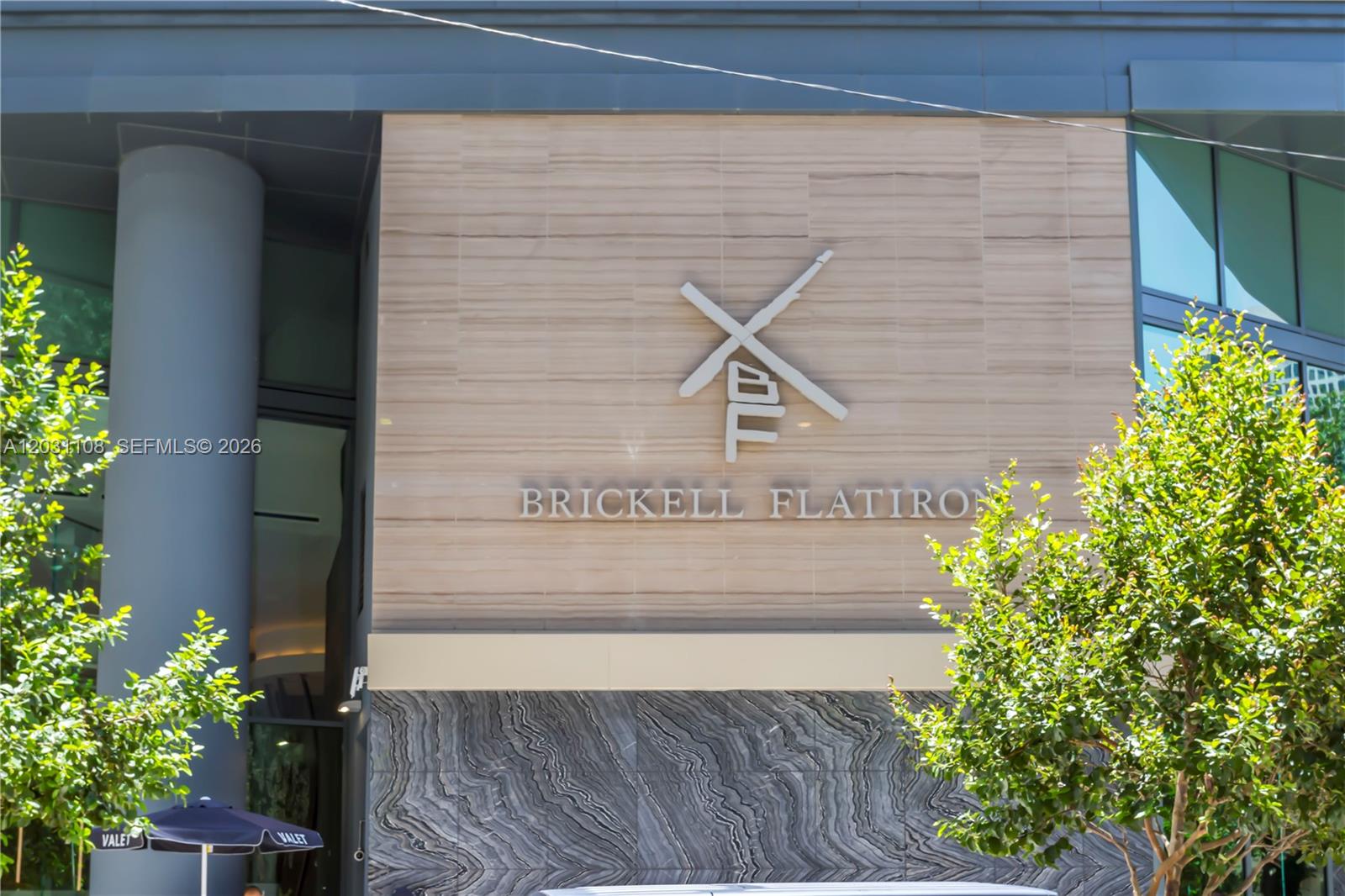 1000 Brickell Plz #4609 Miami, FL 33131