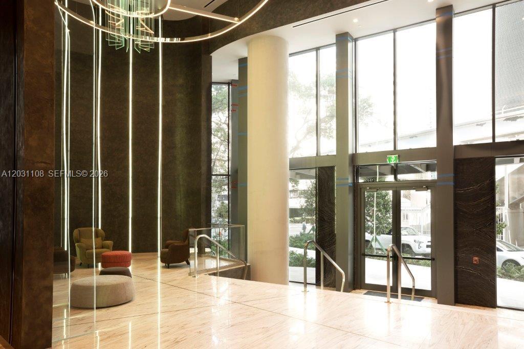 1000 Brickell Plz #4609 Miami, FL 33131