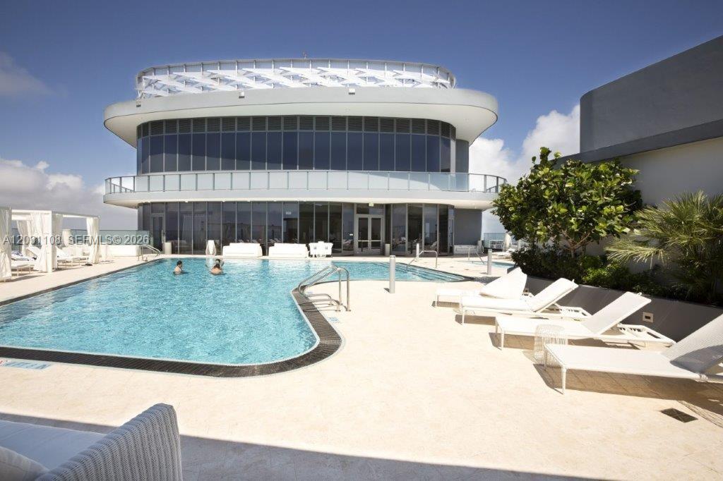 1000 Brickell Plz #4609 Miami, FL 33131