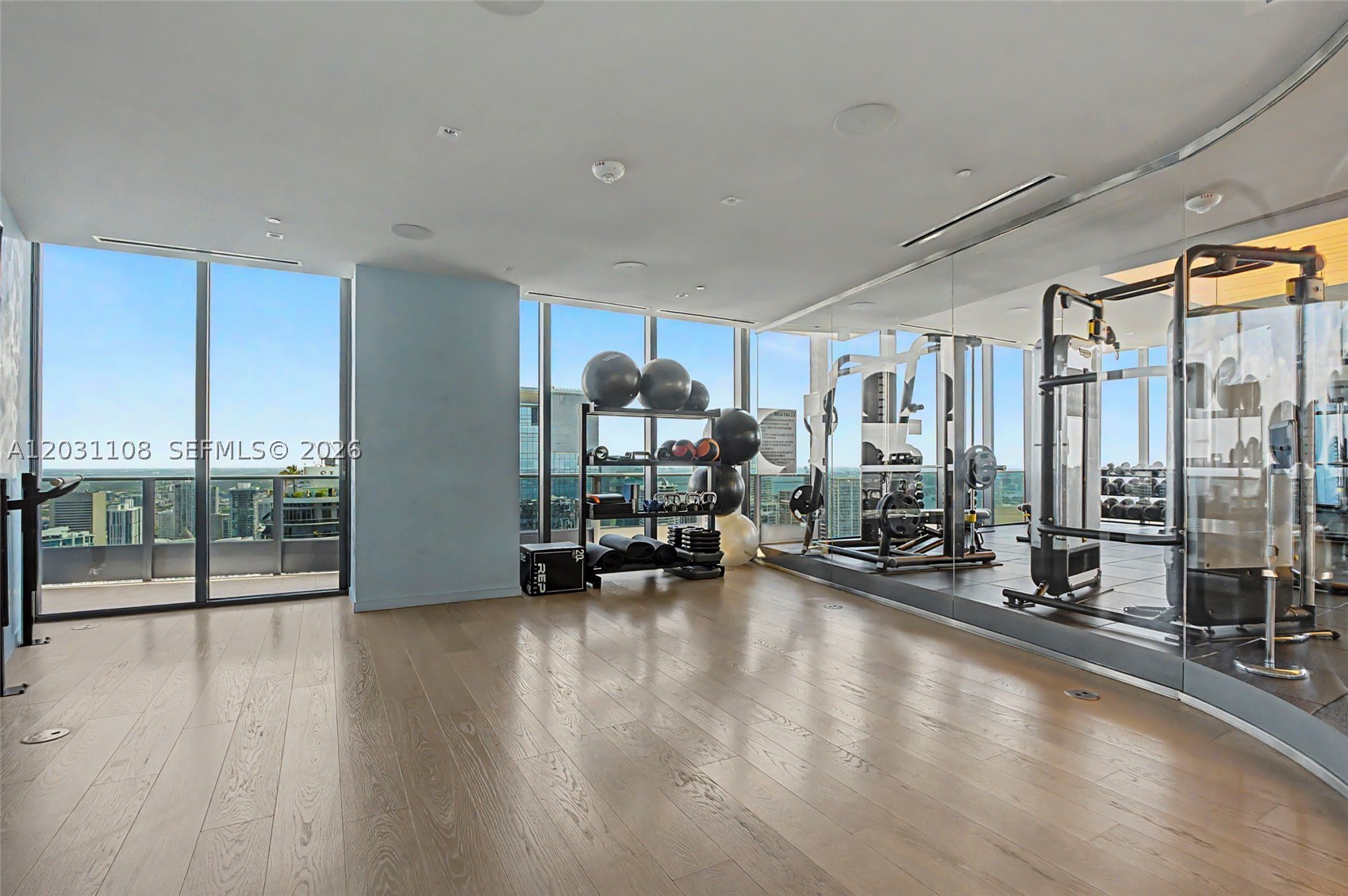 image Brickell Flatiron57