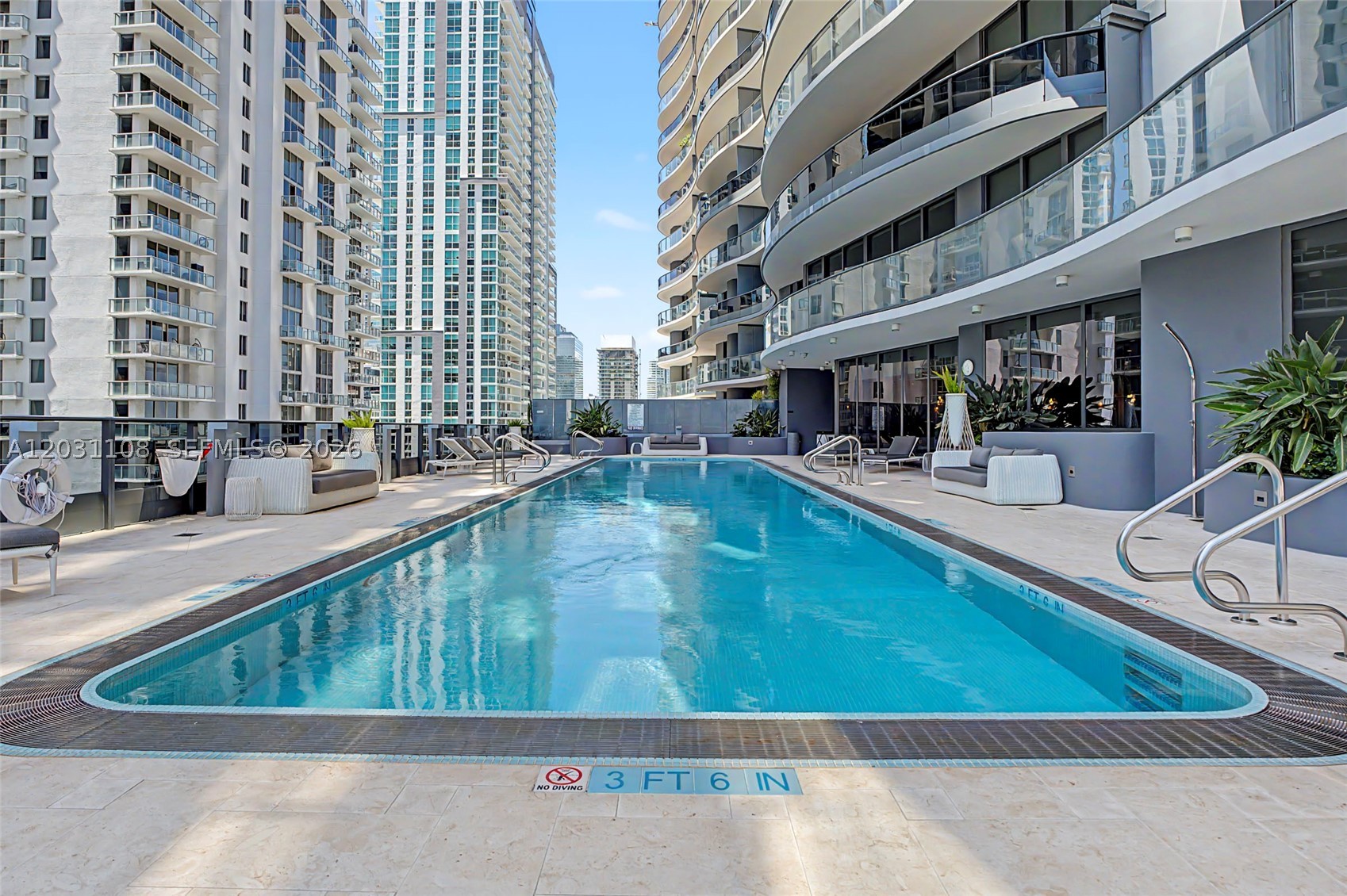 image Brickell Flatiron67