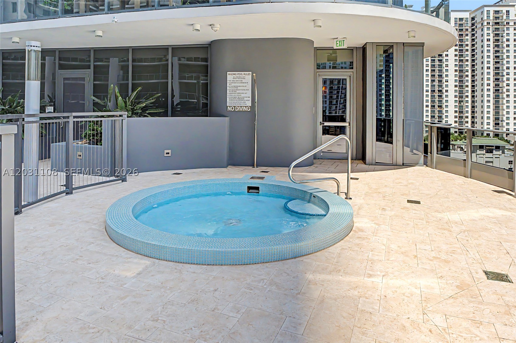 image Brickell Flatiron70