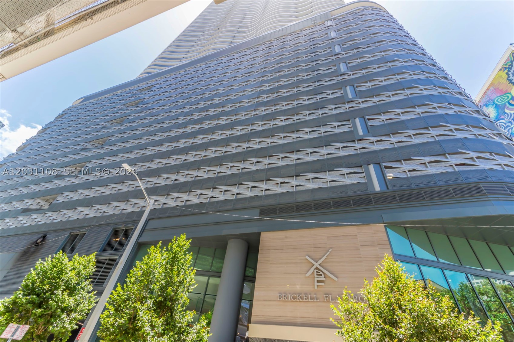 image Brickell Flatiron86