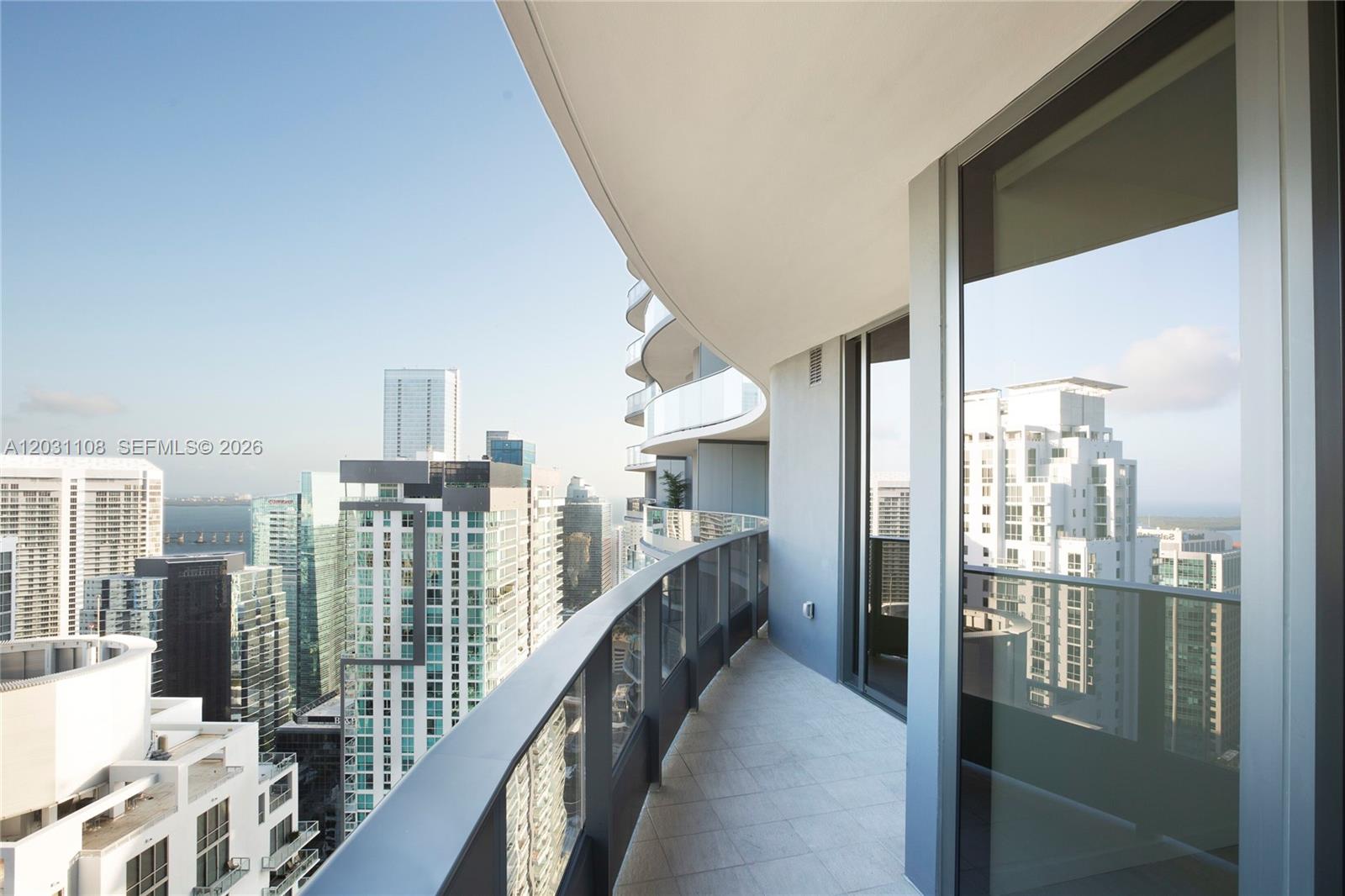 1000 Brickell Plz #4609 Miami, FL 33131