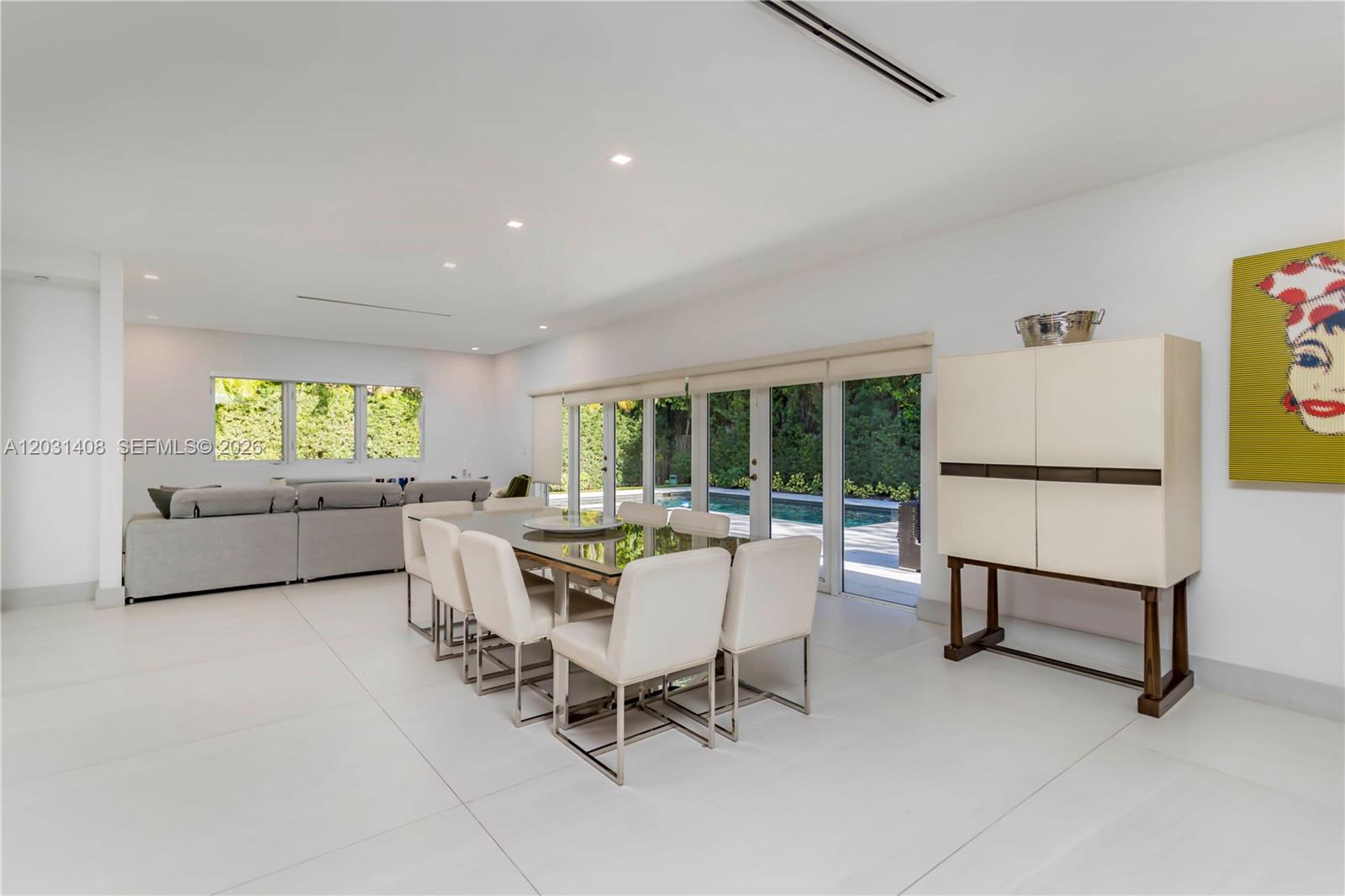 301 E Shore Dr E #301 Miami, FL 33133