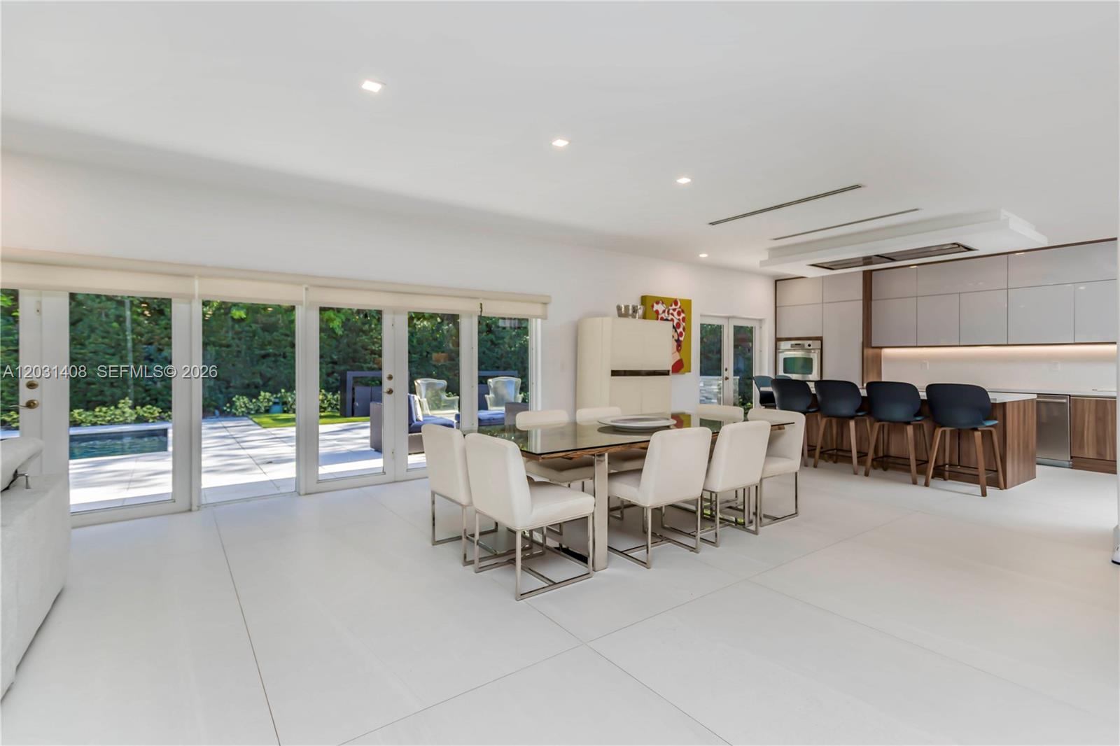 301 E Shore Dr E #301 Miami, FL 33133