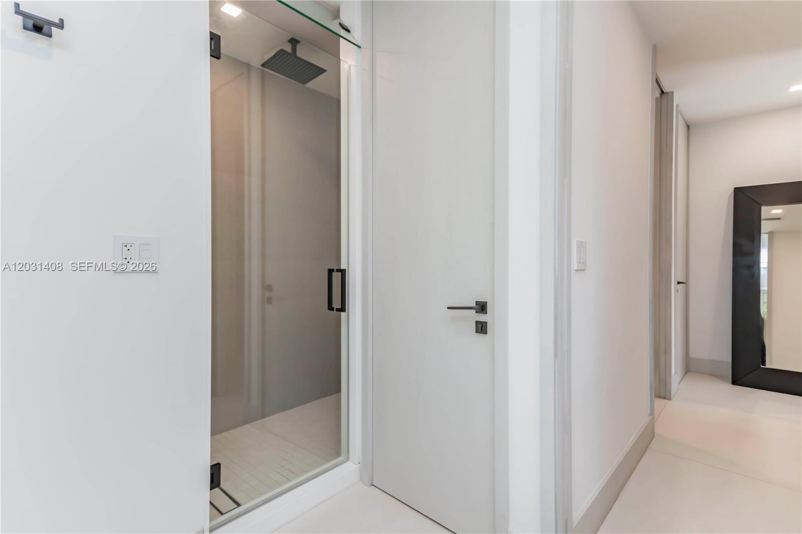 301 E Shore Dr E #301 Miami, FL 33133