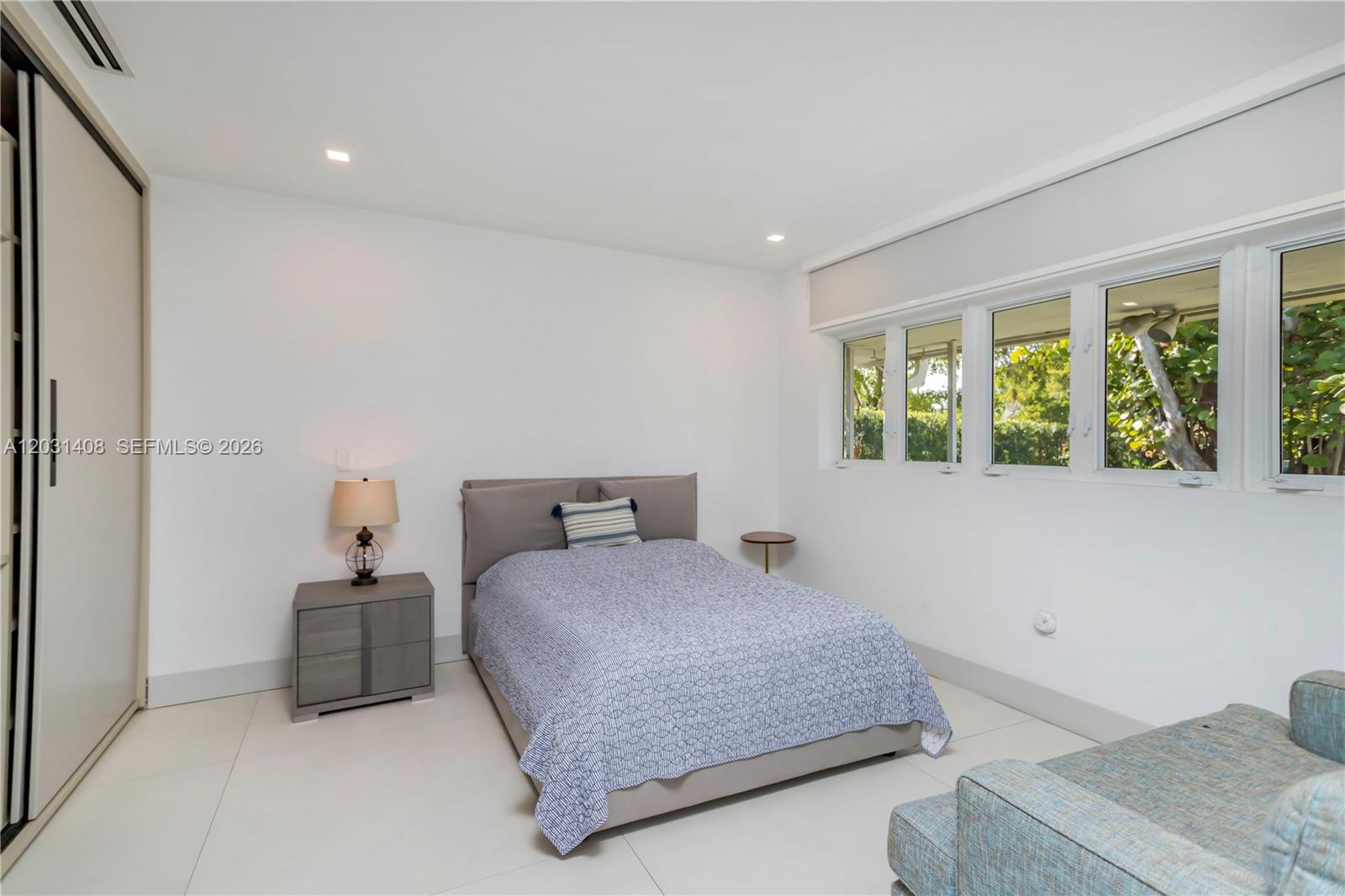 301 E Shore Dr E #301 Miami, FL 33133