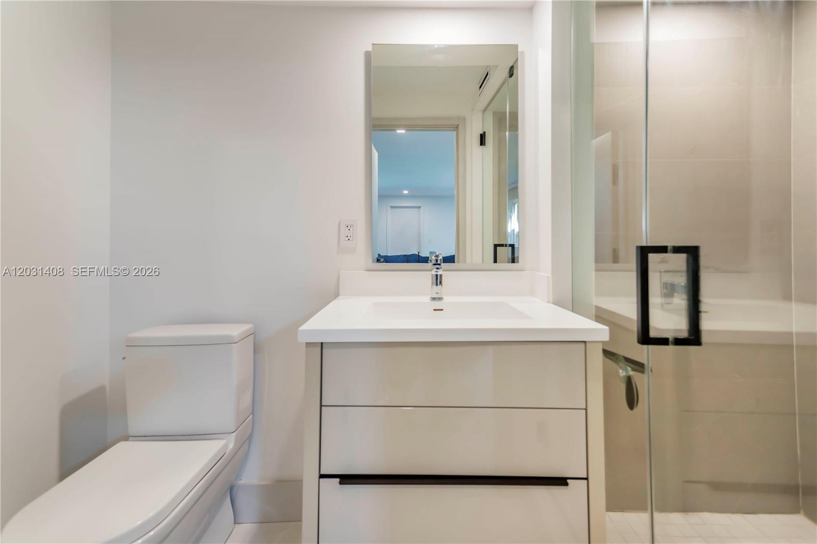 301 E Shore Dr E #301 Miami, FL 33133