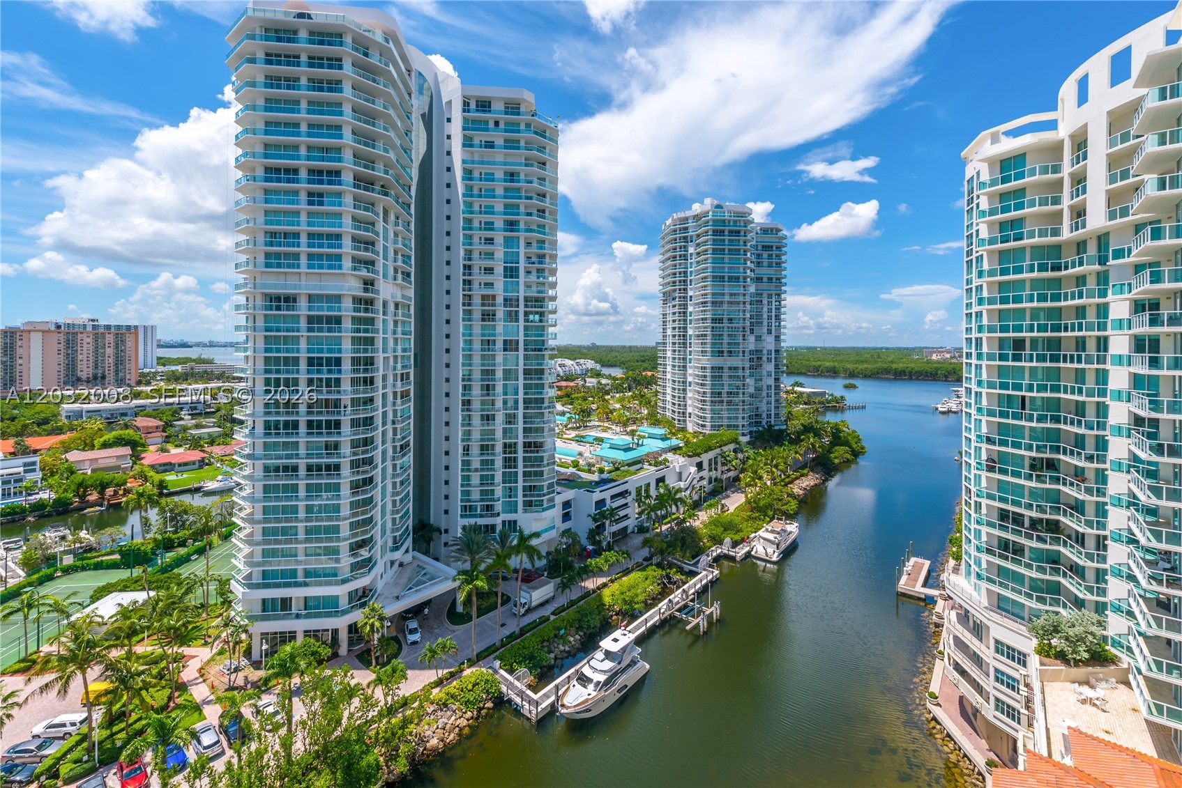 image St Tropez Sunny Isles12