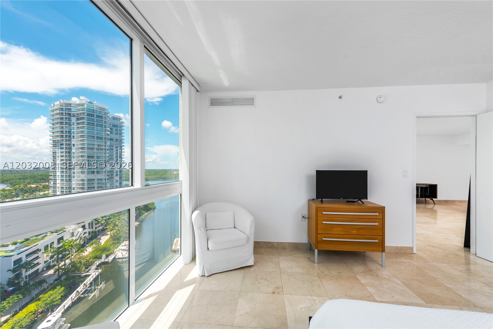 image St Tropez Sunny Isles19