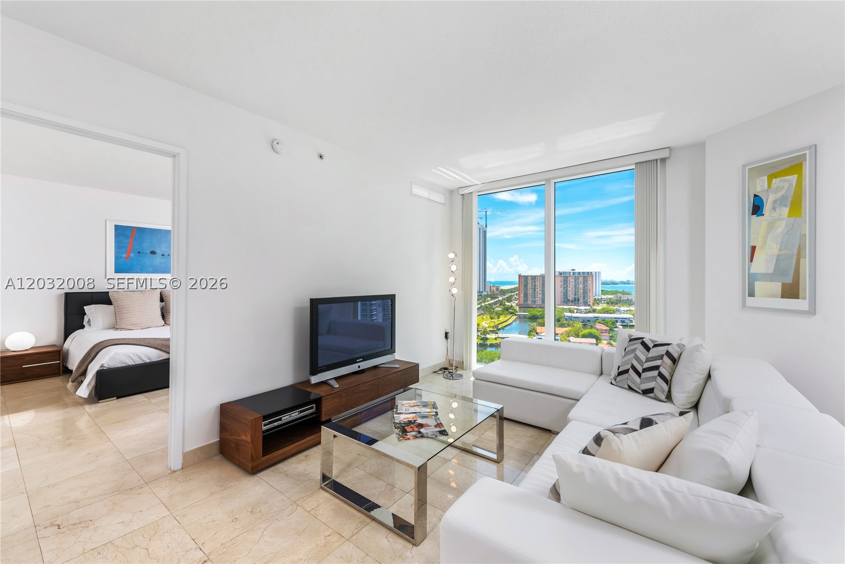 image St Tropez Sunny Isles24