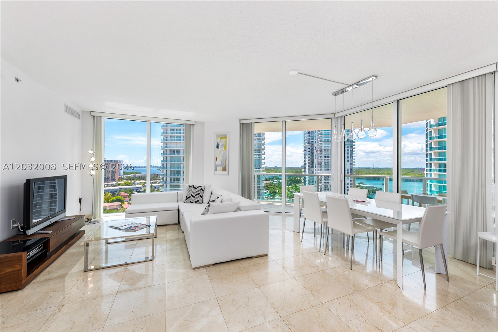 image St Tropez Sunny Isles25