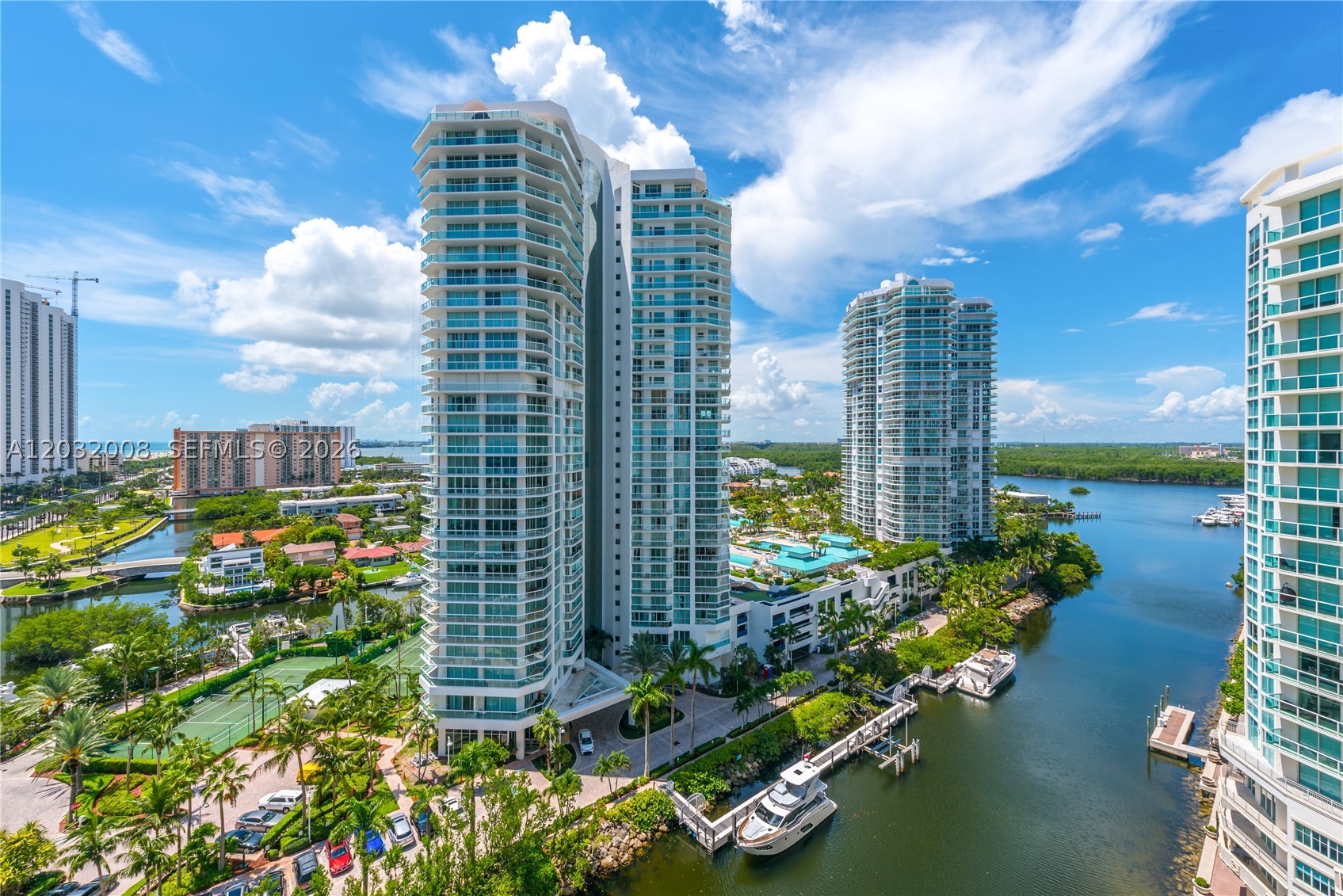 image St Tropez Sunny Isles3