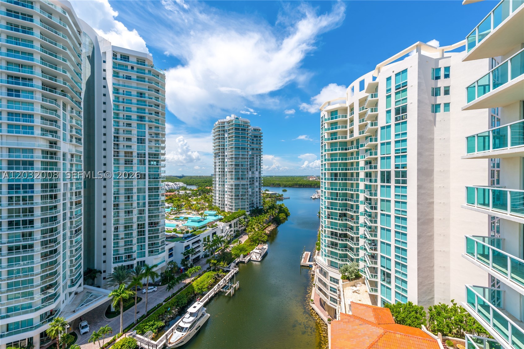 image St Tropez Sunny Isles5