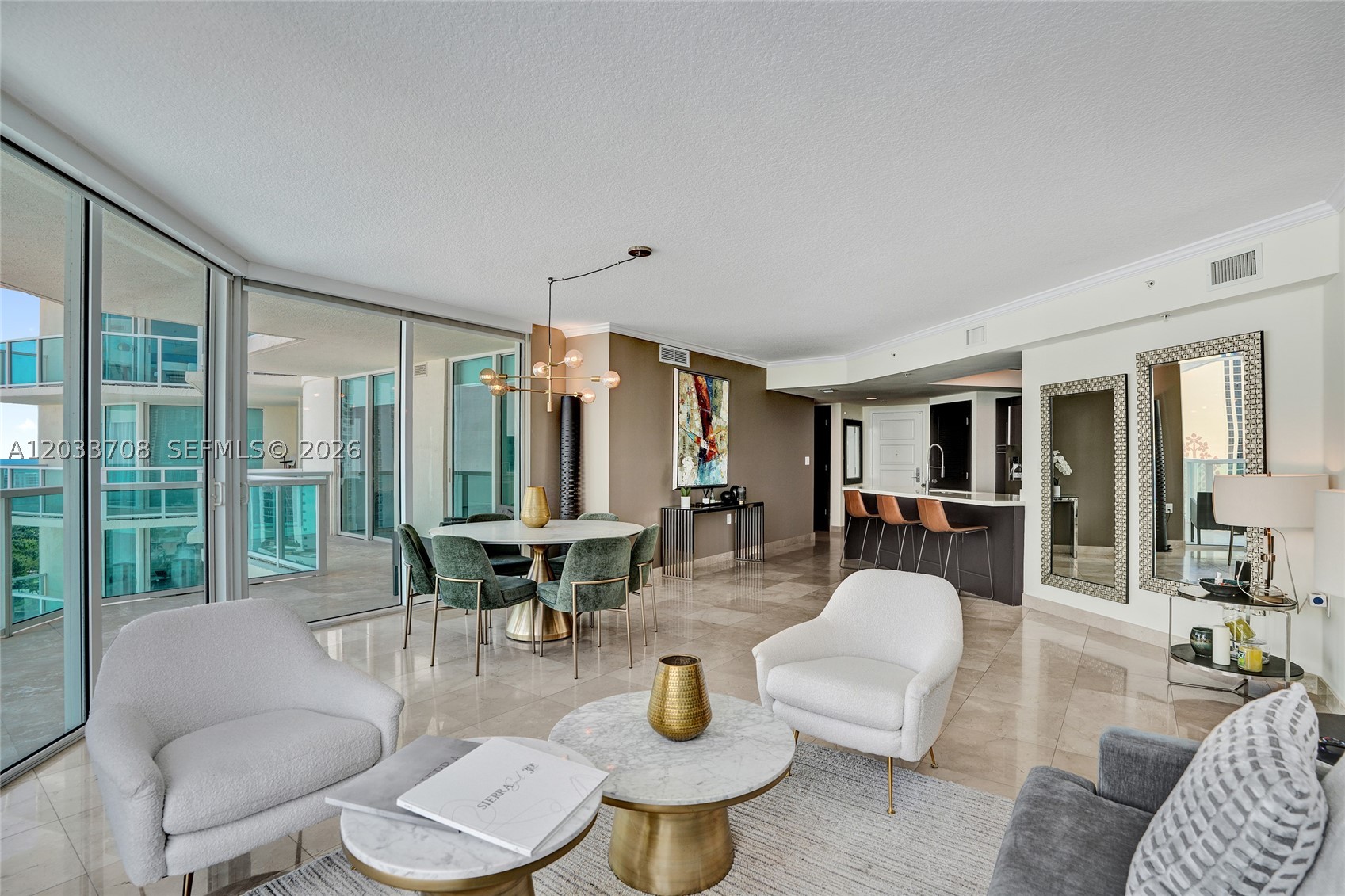 image St Tropez Sunny Isles2