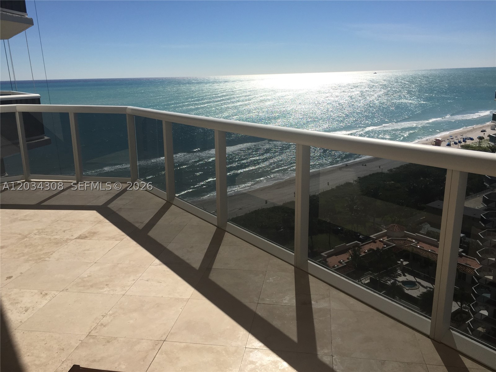image Blue Diamond34