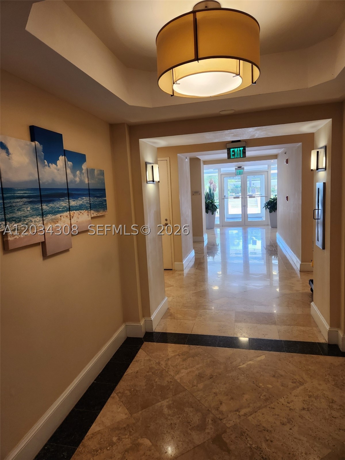 image Blue Diamond54