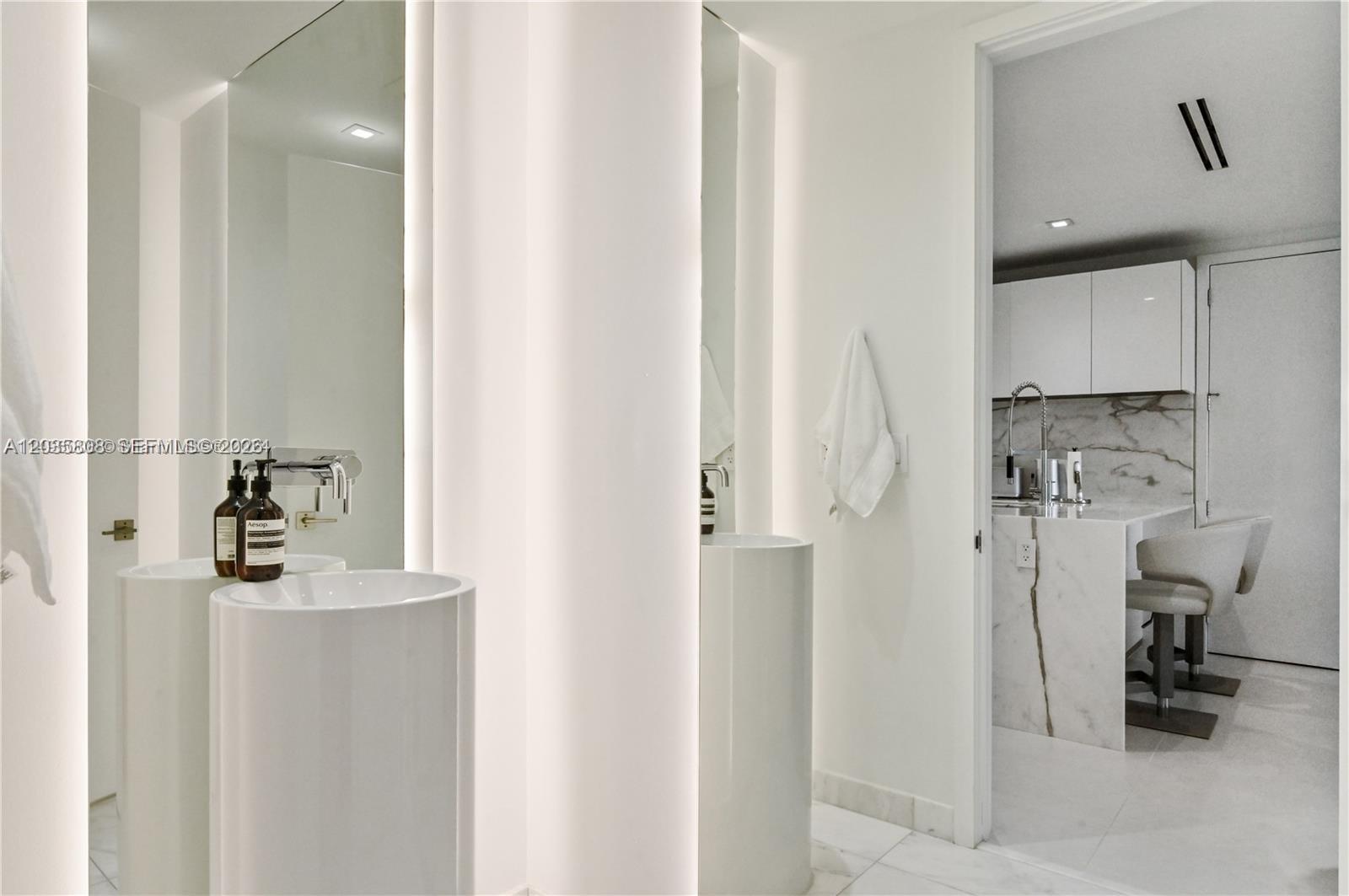 10203 Collins #305 Bal Harbour, FL 33154