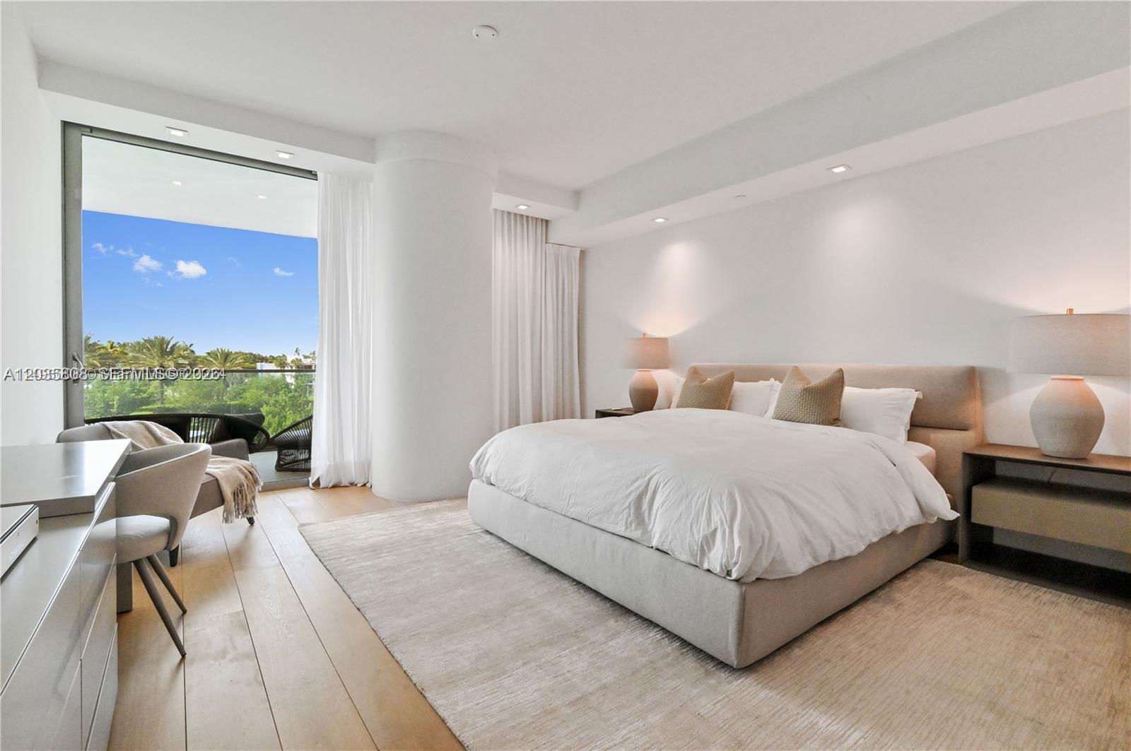 10203 Collins #305 Bal Harbour, FL 33154