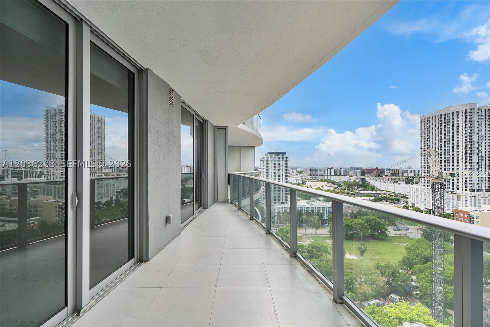 image Aria on the Bay21