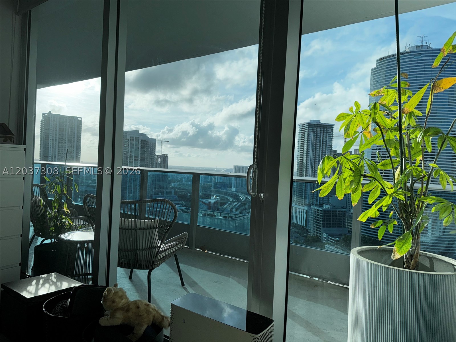 image Epic Residences7