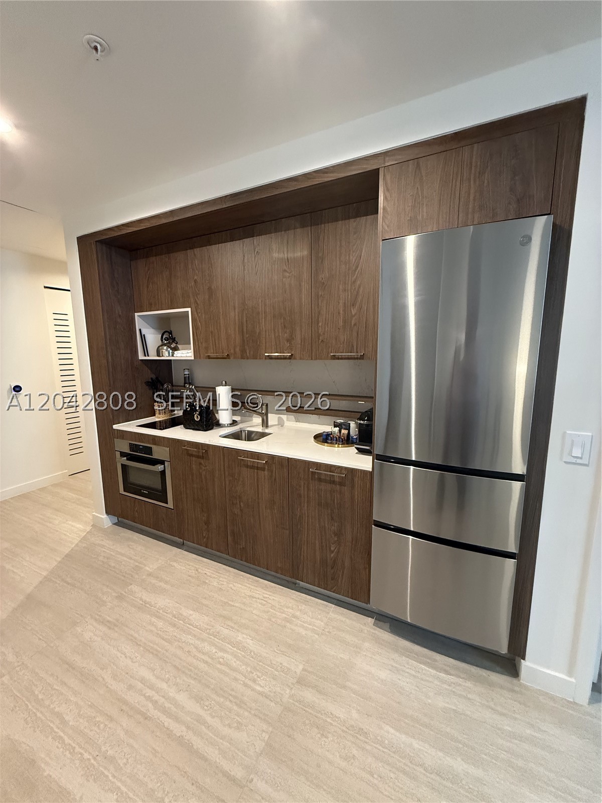 1611 SW 2nd Ave #202 Miami, FL 33129