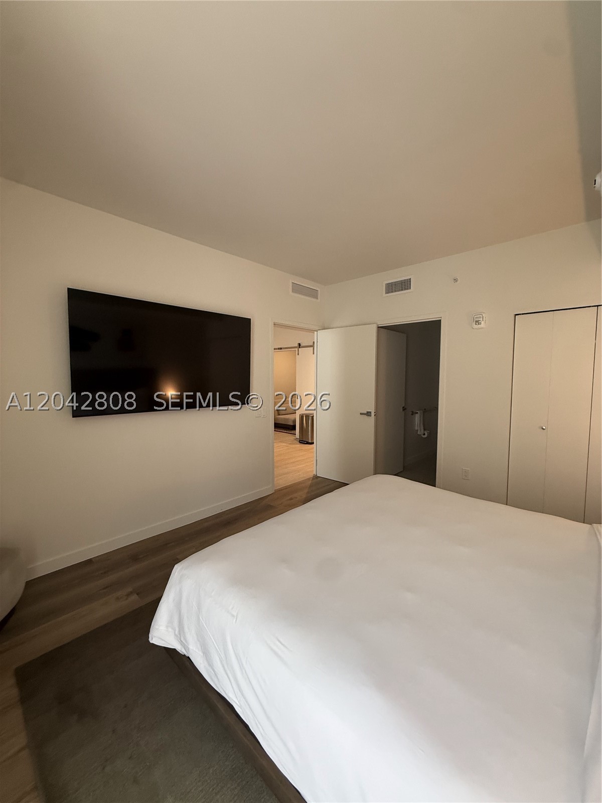 1611 SW 2nd Ave #202 Miami, FL 33129