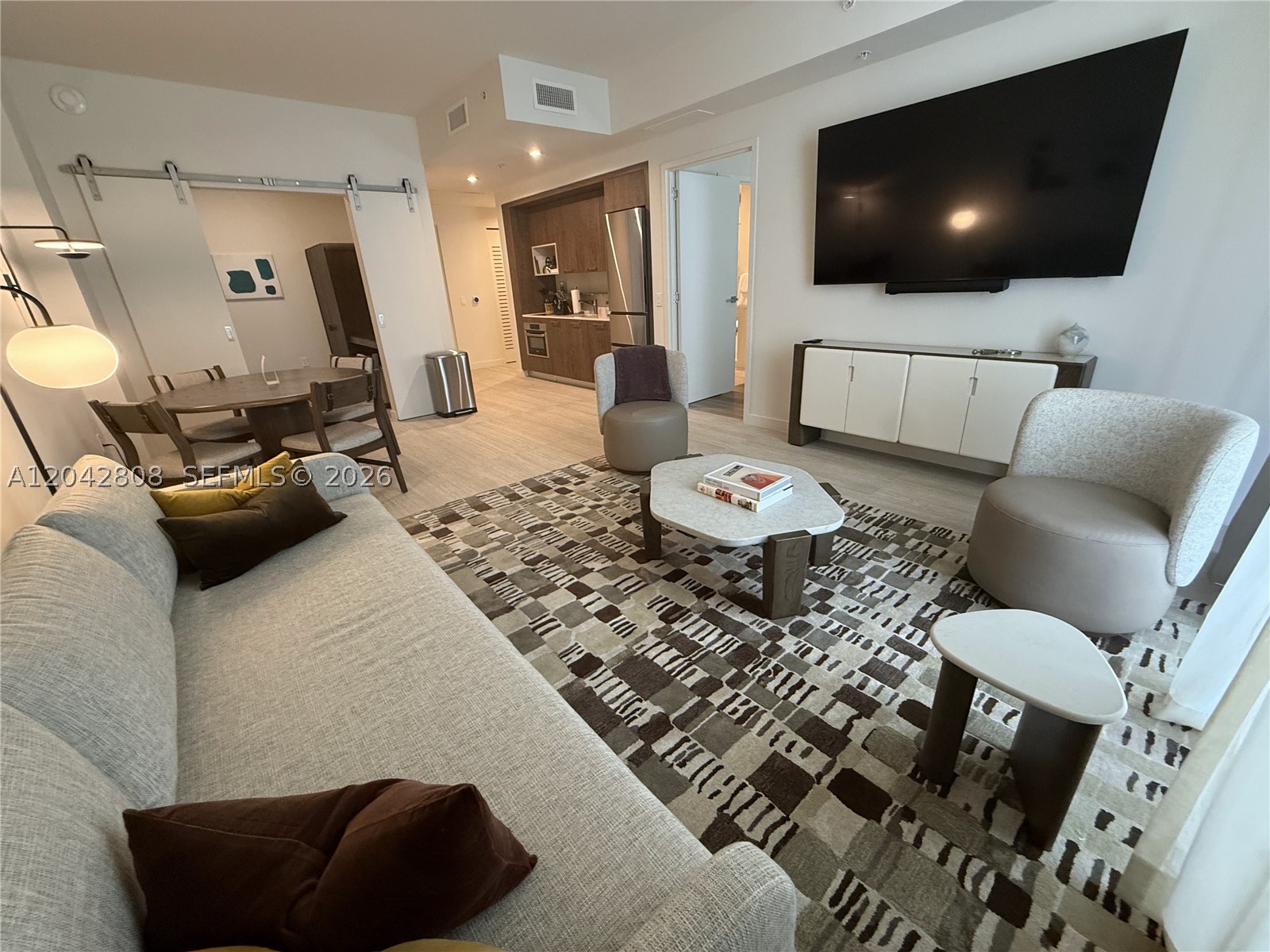 1611 SW 2nd Ave #202 Miami, FL 33129