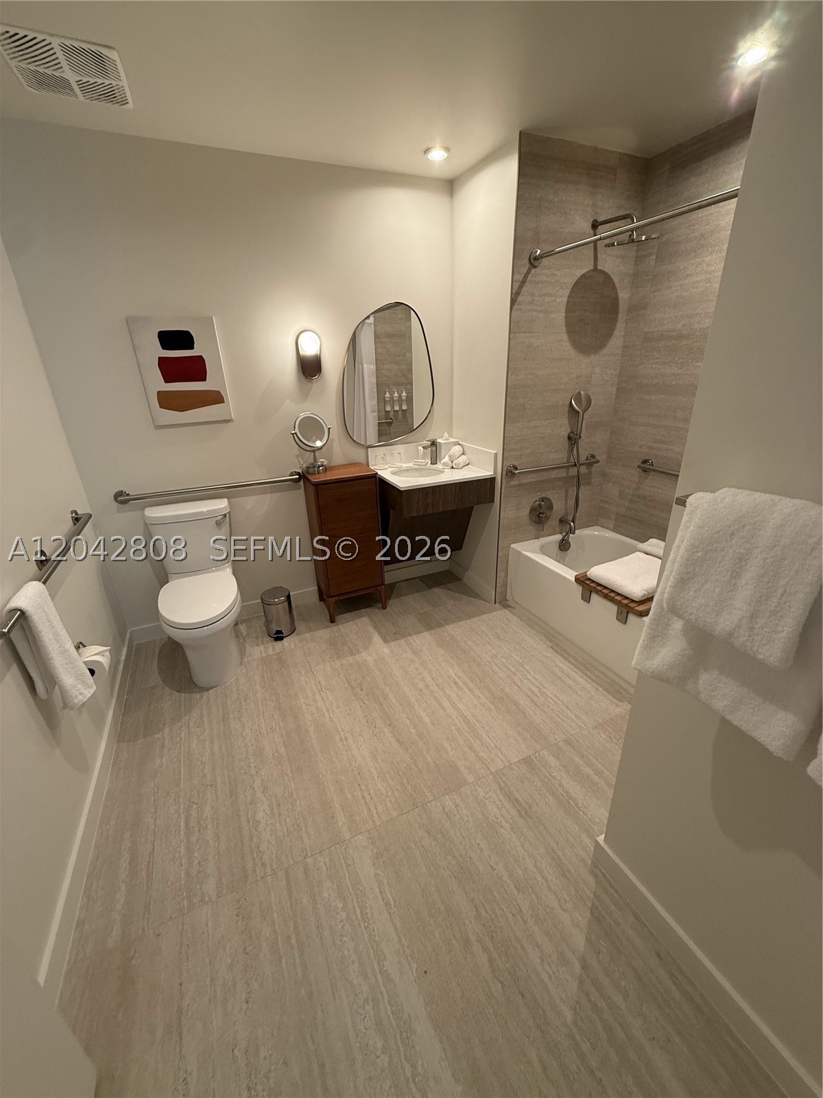 1611 SW 2nd Ave #202 Miami, FL 33129