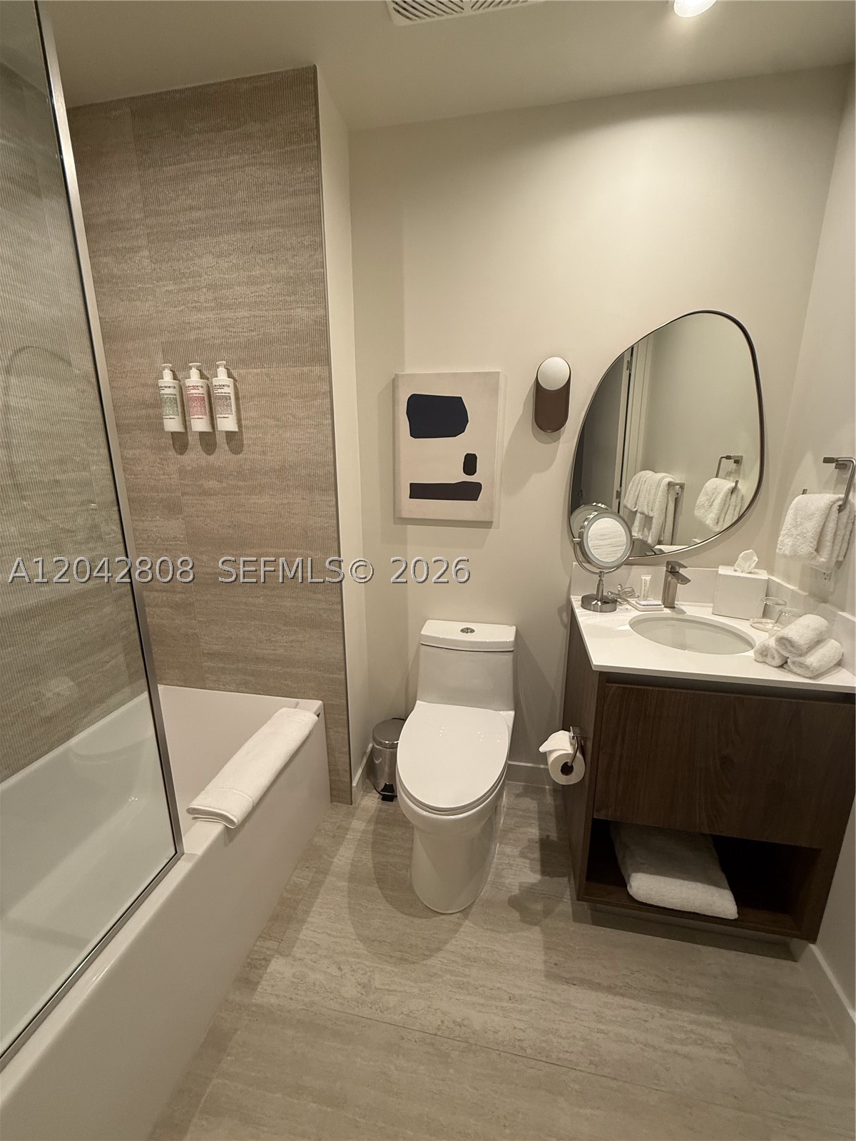 1611 SW 2nd Ave #202 Miami, FL 33129