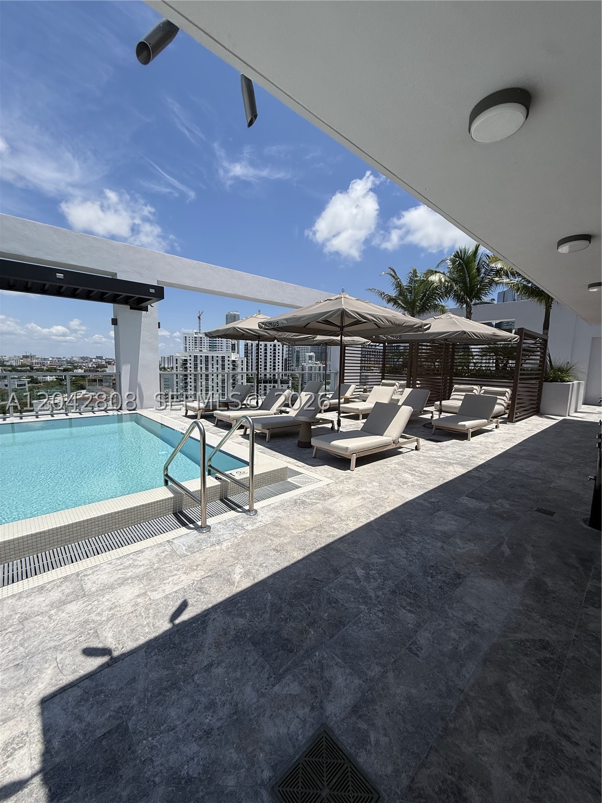 1611 SW 2nd Ave #202 Miami, FL 33129