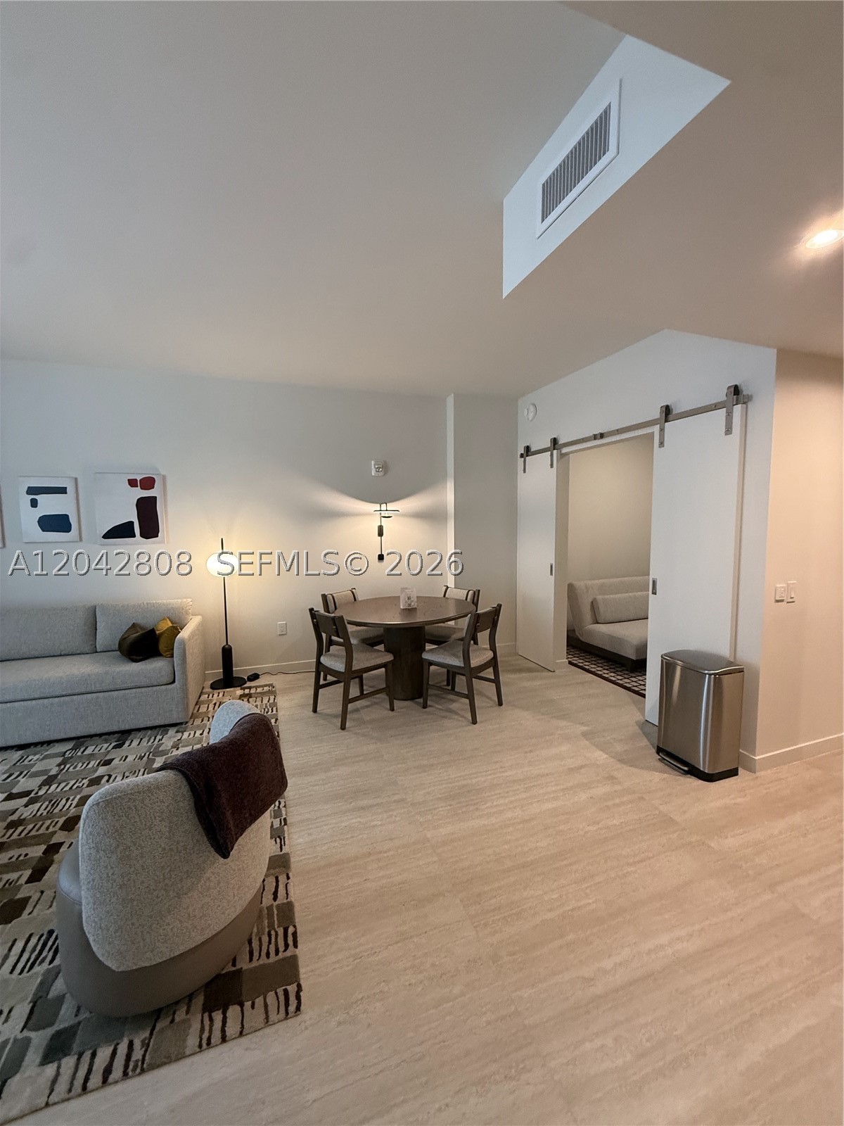 1611 SW 2nd Ave #202 Miami, FL 33129