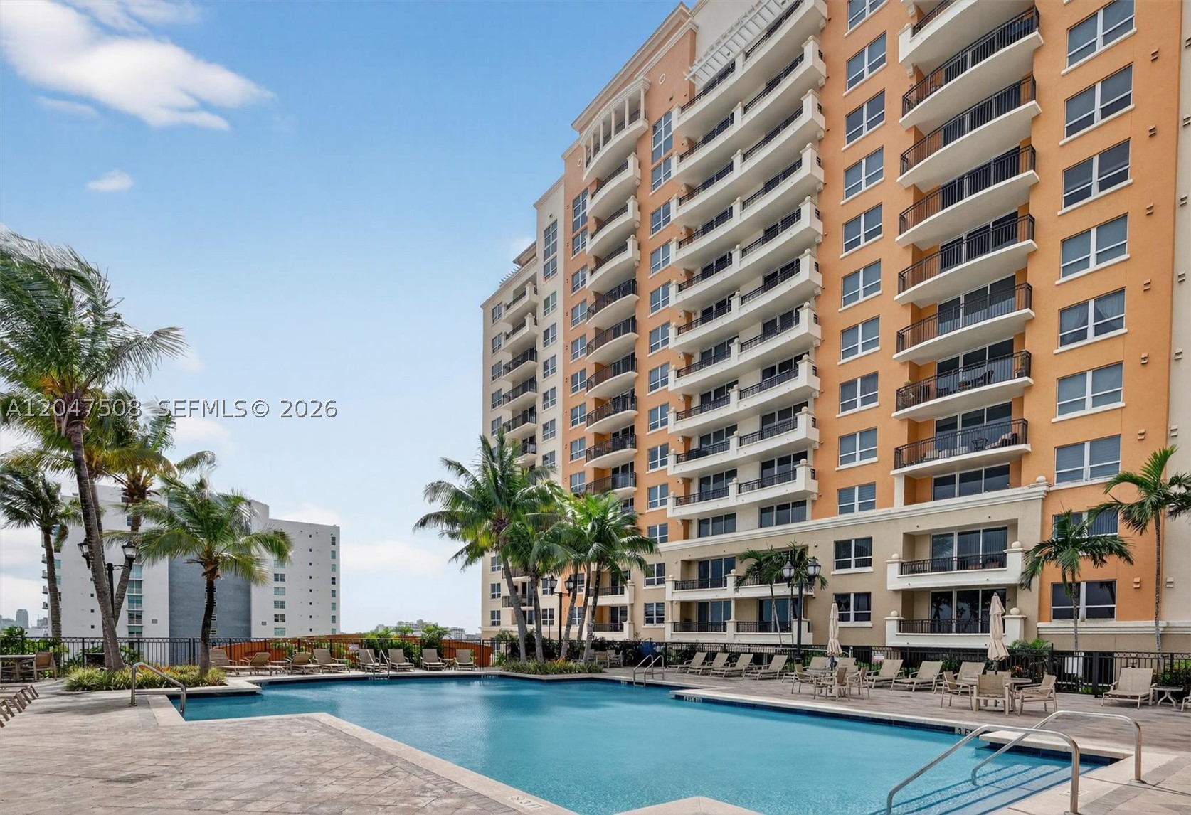 3232 SW Coral Way #903