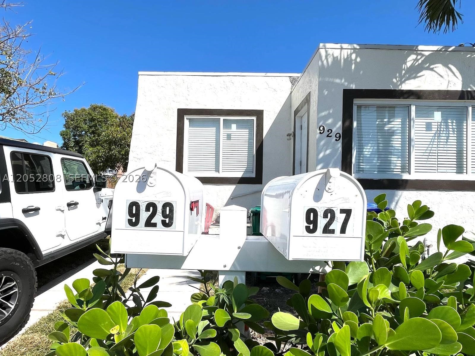 929 SW 12th Ave