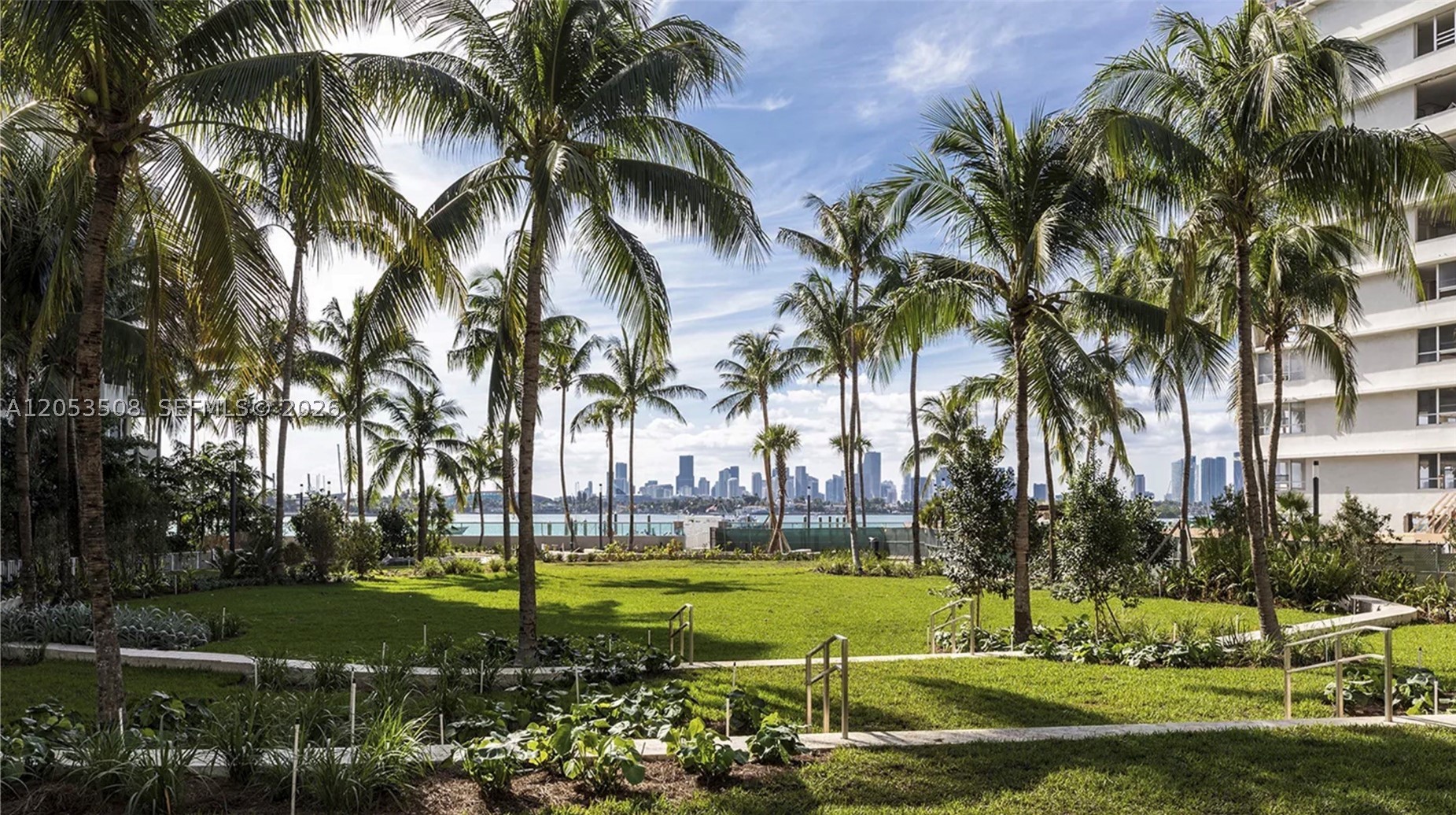image Flamingo South Beach19