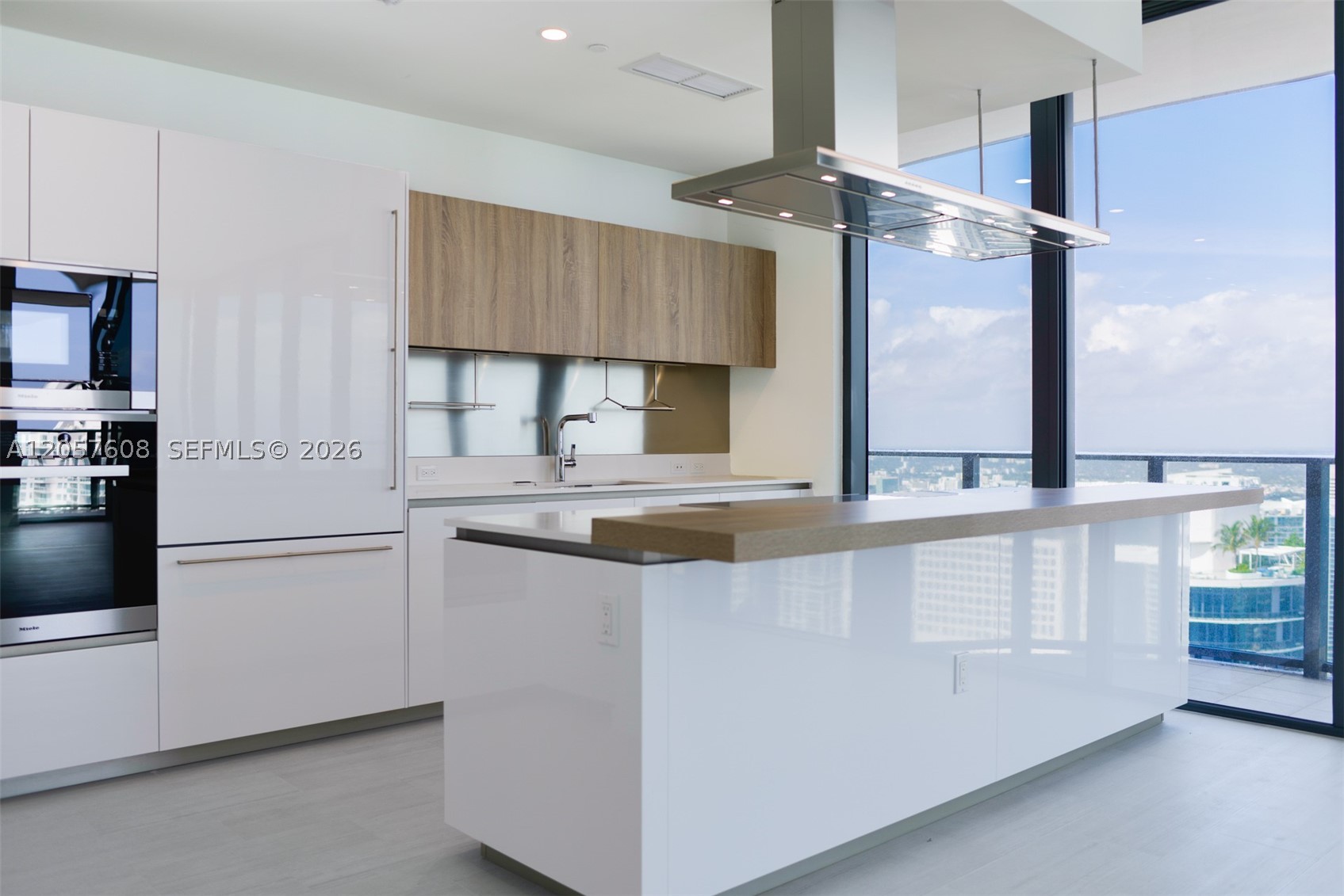 image Brickell Flatiron15