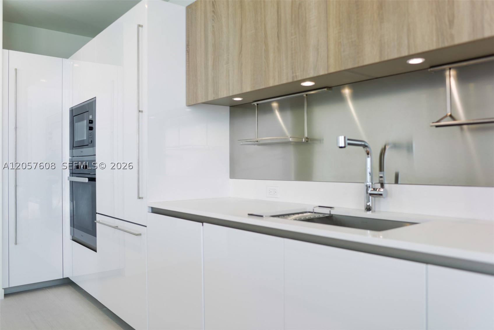image Brickell Flatiron18
