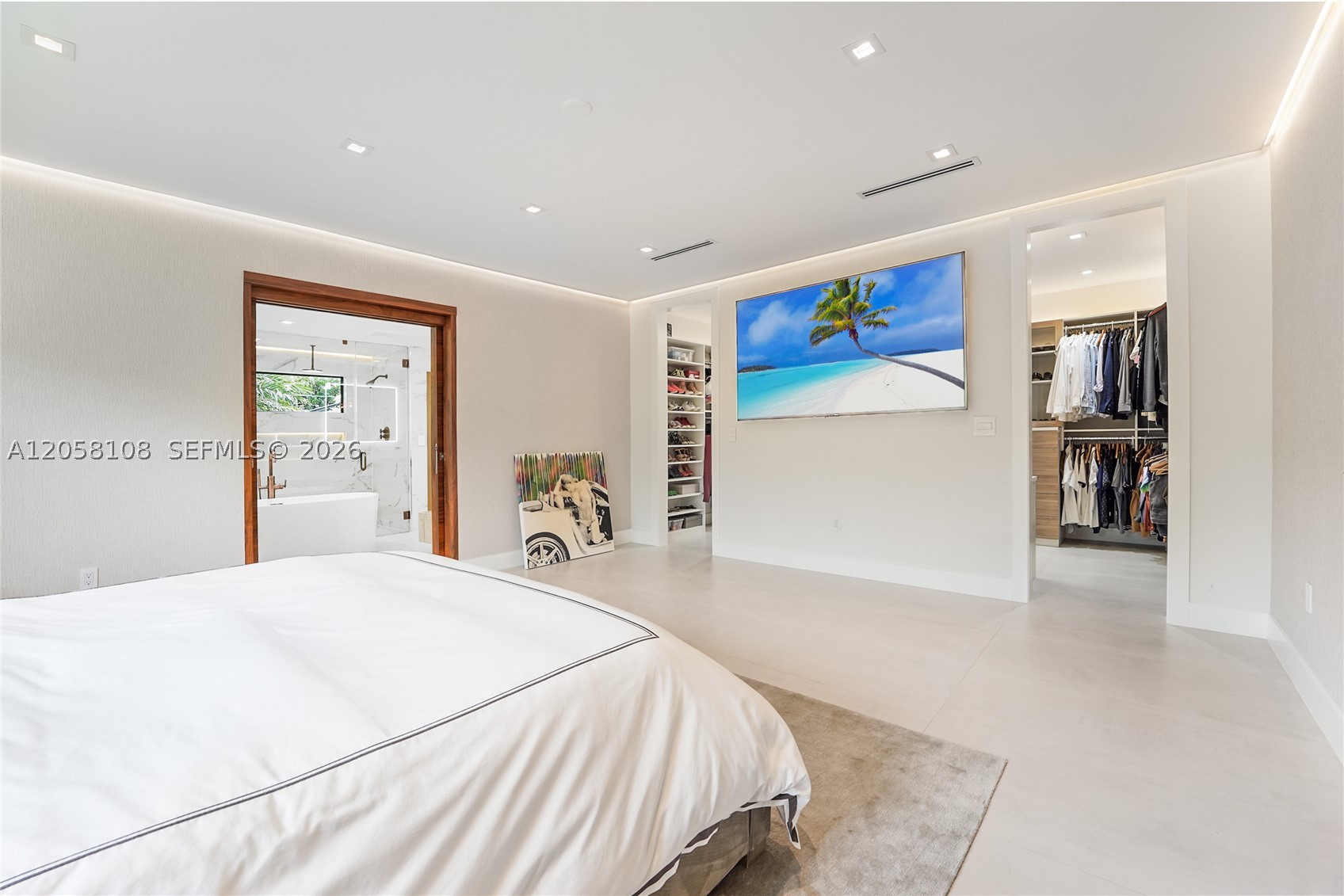 60 Shore Dr W Miami, FL 33133