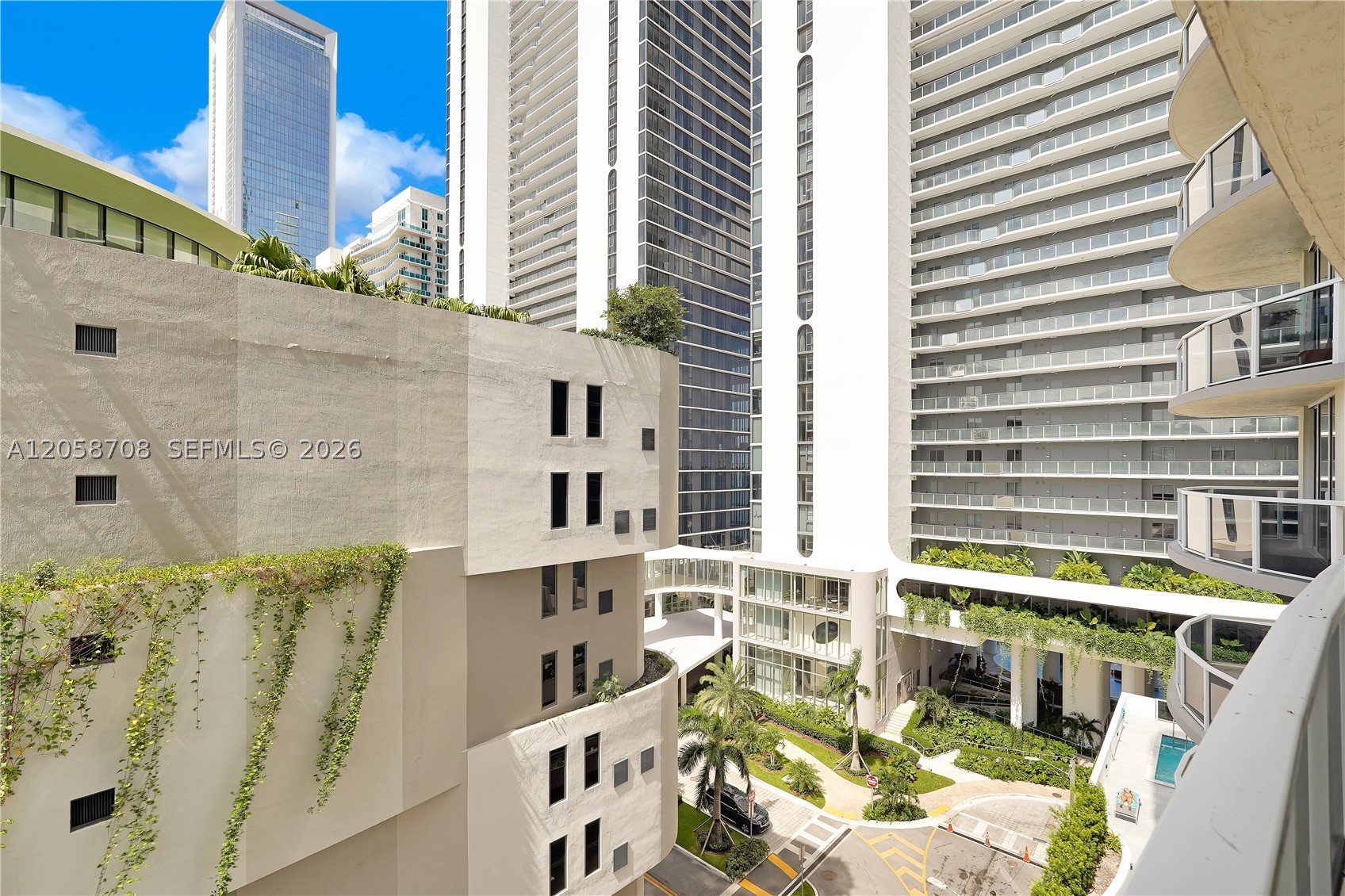 image 23 Biscayne Bay24