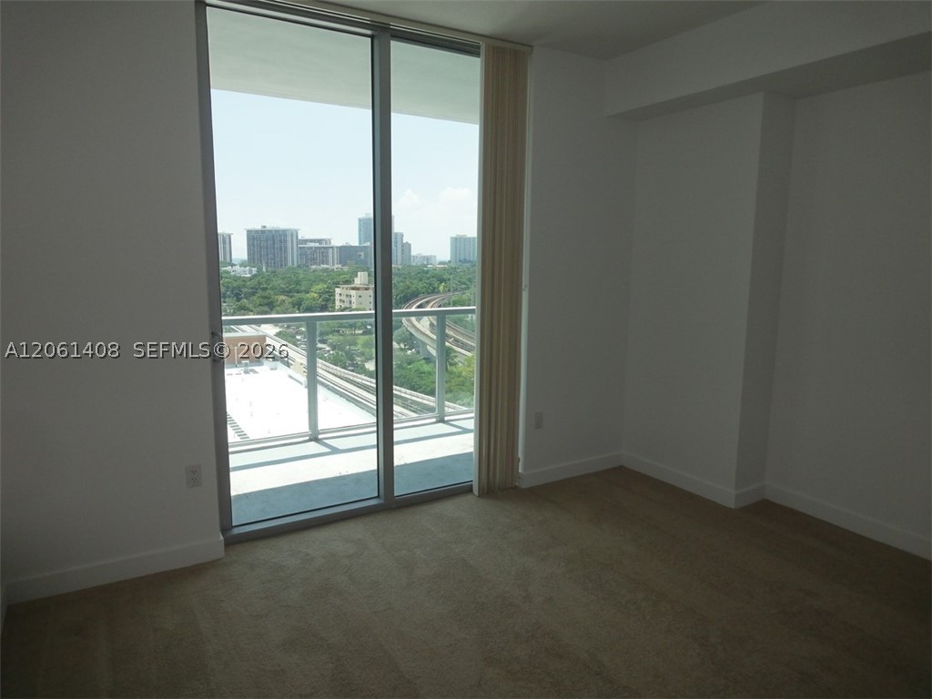 image Axis on Brickell South9