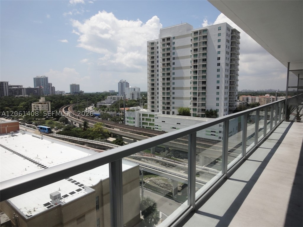 image Axis on Brickell South17