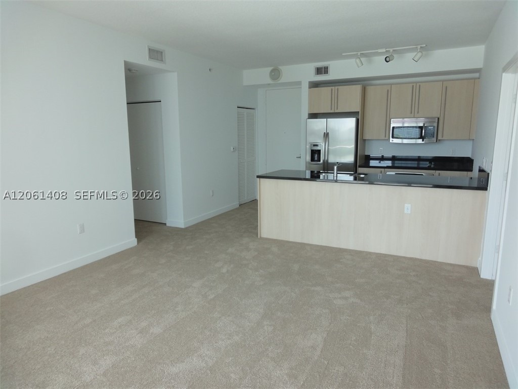 image Axis on Brickell South20