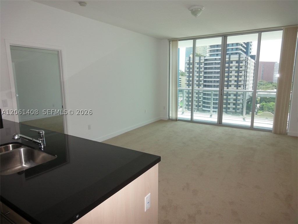 image Axis on Brickell South3
