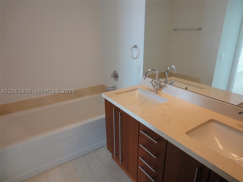 image Axis on Brickell South8